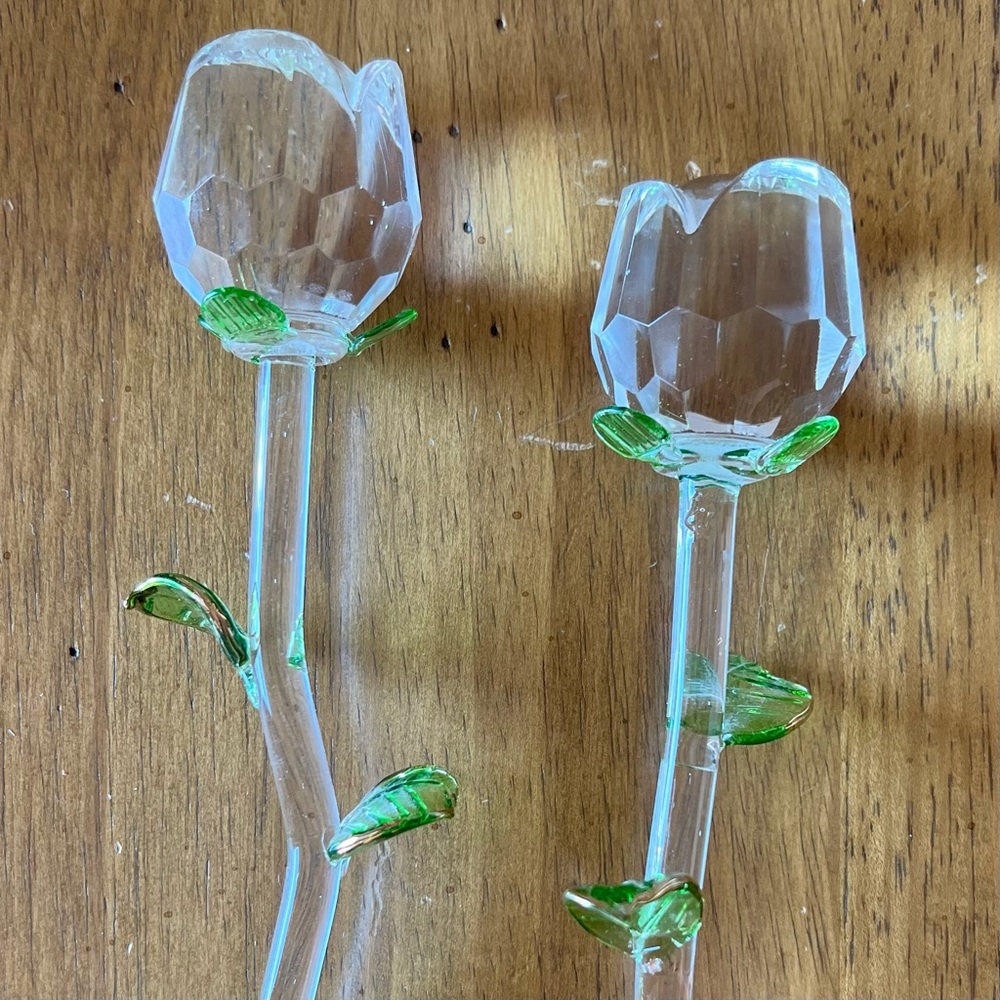 Vintage, set of 2. Glass long stem clear roses - Picture 3 of 7